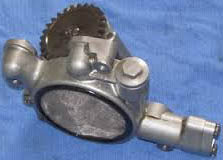 15100-300-000 Honda 750 oil pump